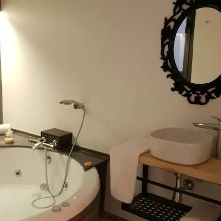 Deluxe With Jacuzzy * Αλικάντε