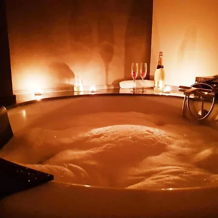 Deluxe With Jacuzzy
